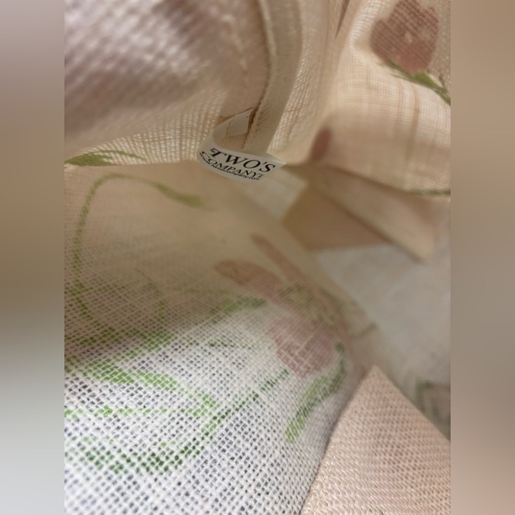 Twos Company Floral Tote Bag - Picture 7 of 7